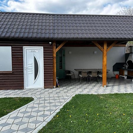 Apartmani Lotus Vrdnik Exterior photo