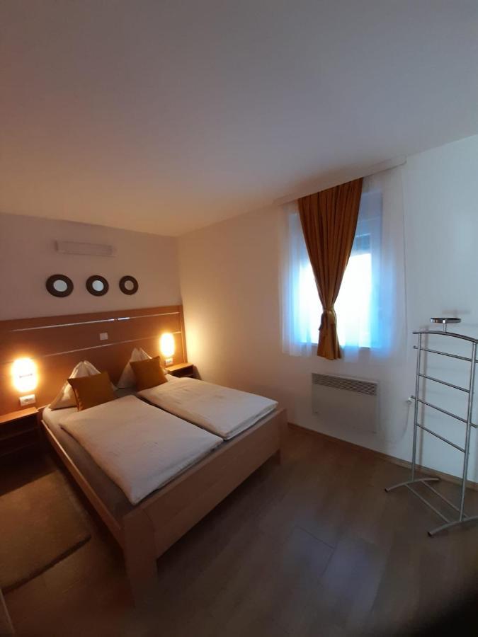 Apartmani Lotus Vrdnik Exterior photo