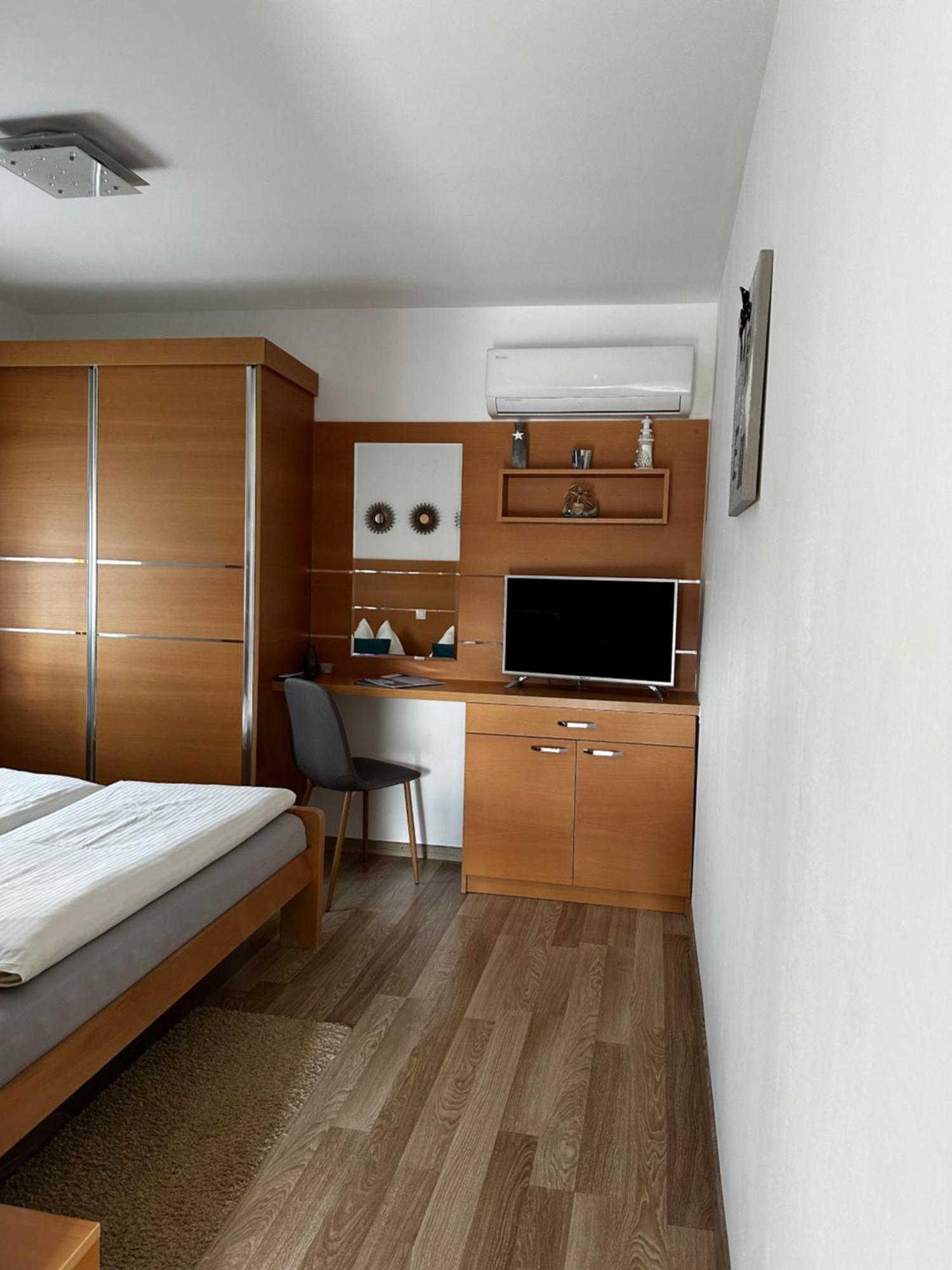 Apartmani Lotus Vrdnik Exterior photo
